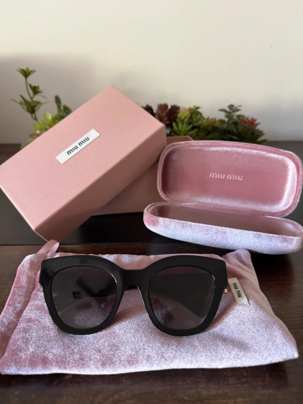 Miu Miu Oversized Cat Eye Sunglasses (SMU 01Y)